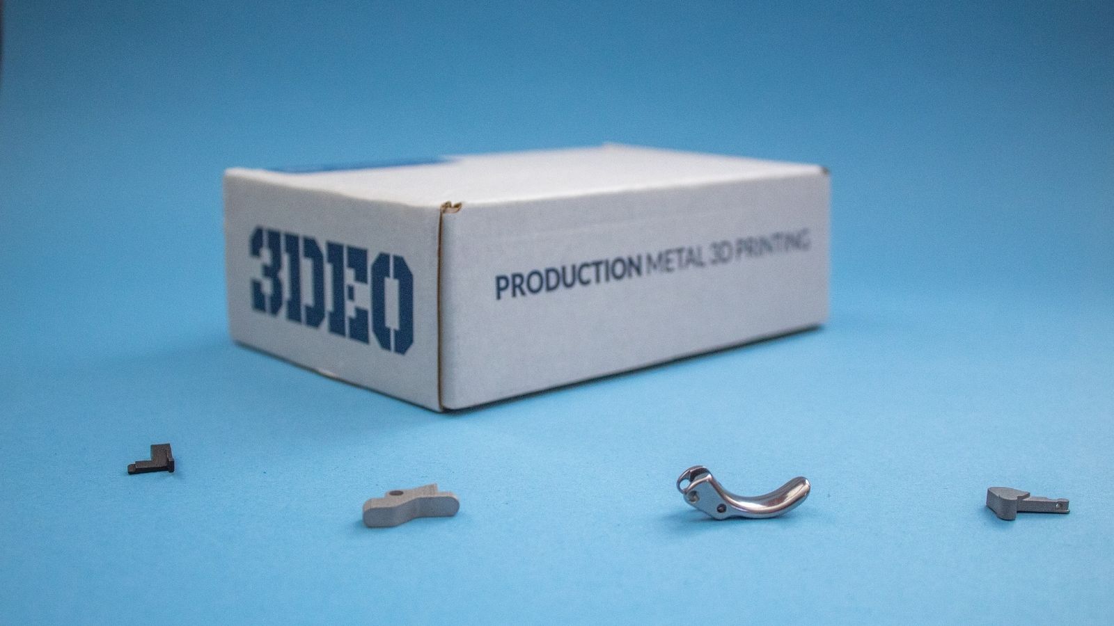 See and feel the future of metal 3D printing with our award-winning sample kit